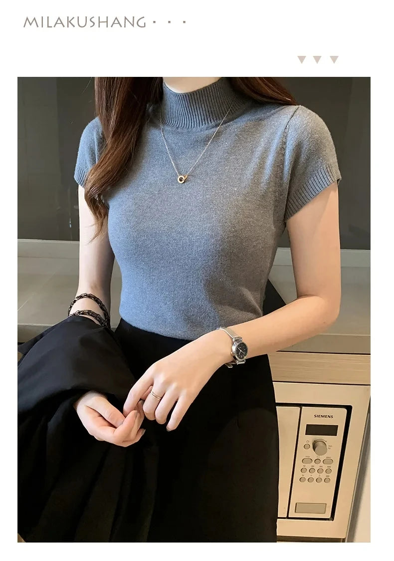 Camiseta feminina de gola alta
