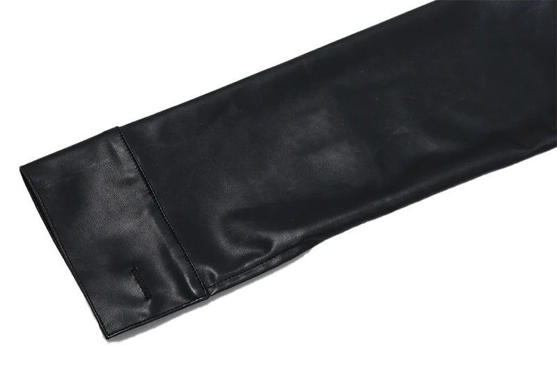 Short leather jacket
