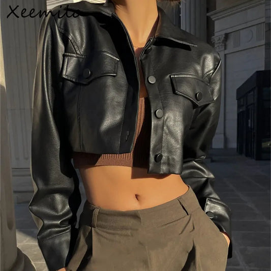 Short leather jacket