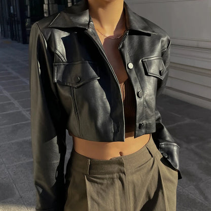Short leather jacket