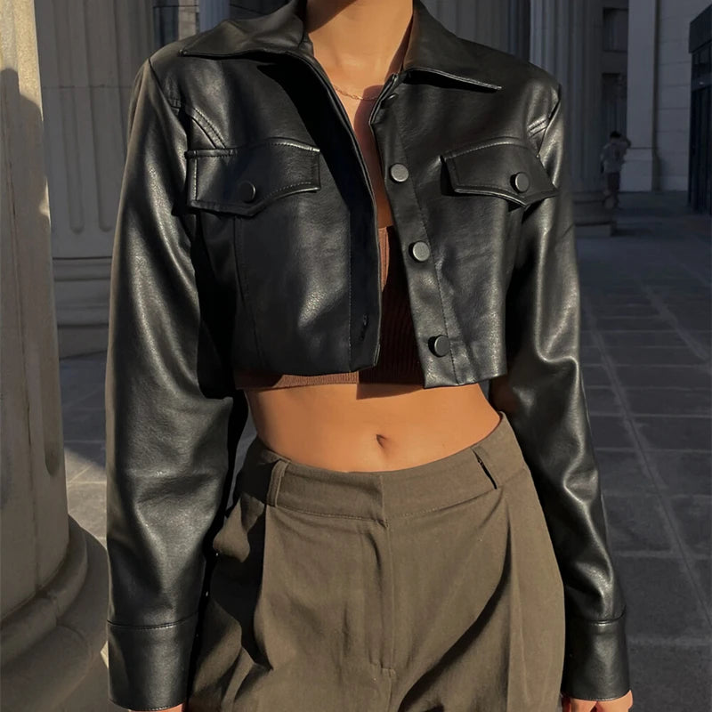 Short leather jacket