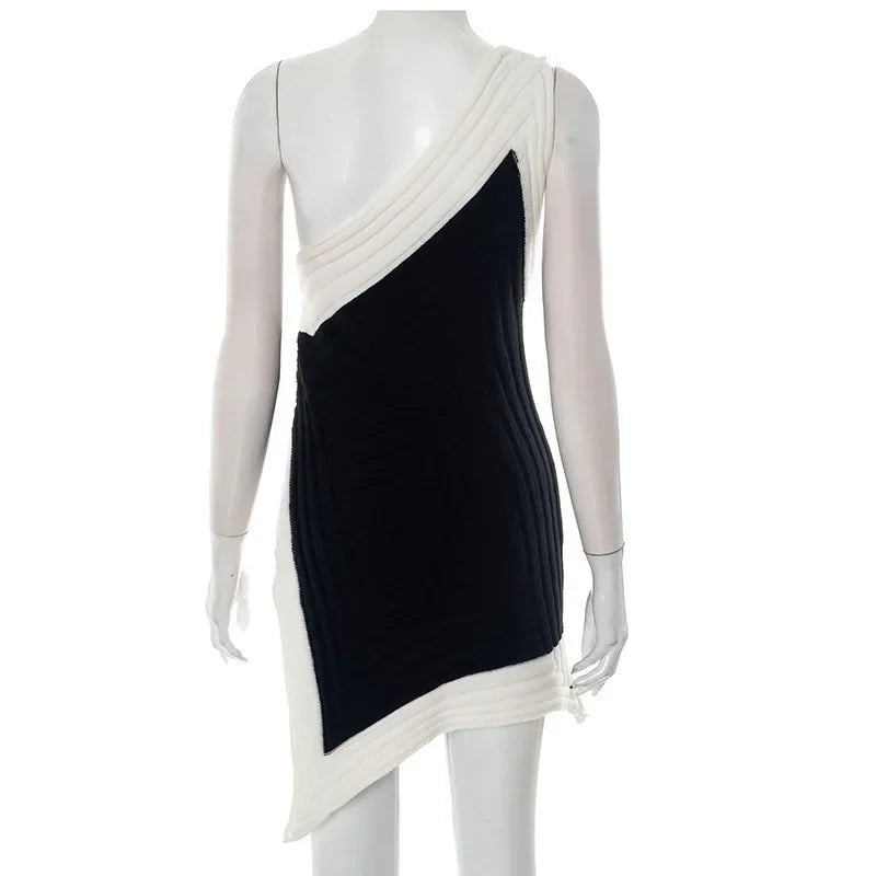 Vestido curto feminino