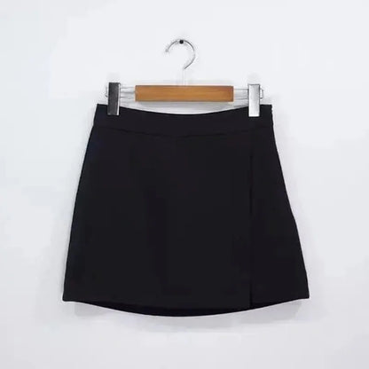 Mini saias pretas