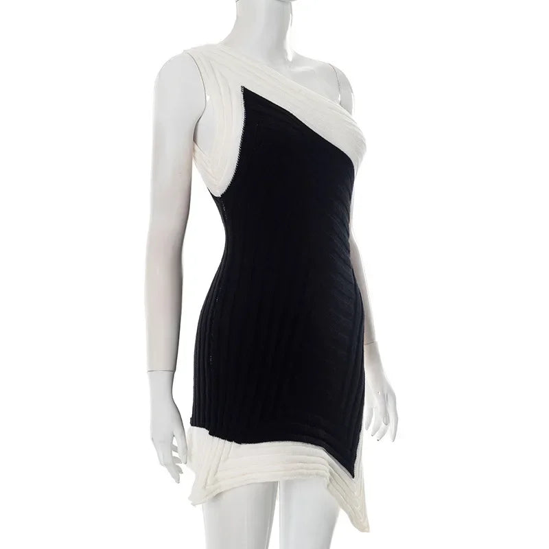 Vestido curto feminino